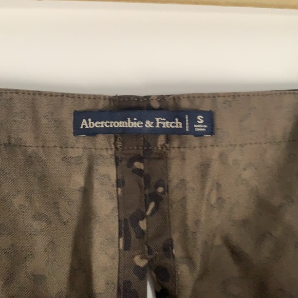 Abercrombie crop tank BNWT - Picture 4 of 5